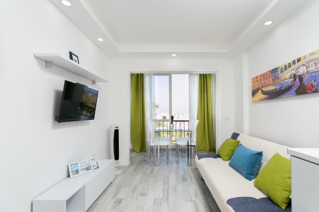 408 Enchanting El Dorado Accommodation, Sea View! Playa de las Americas  Luaran gambar