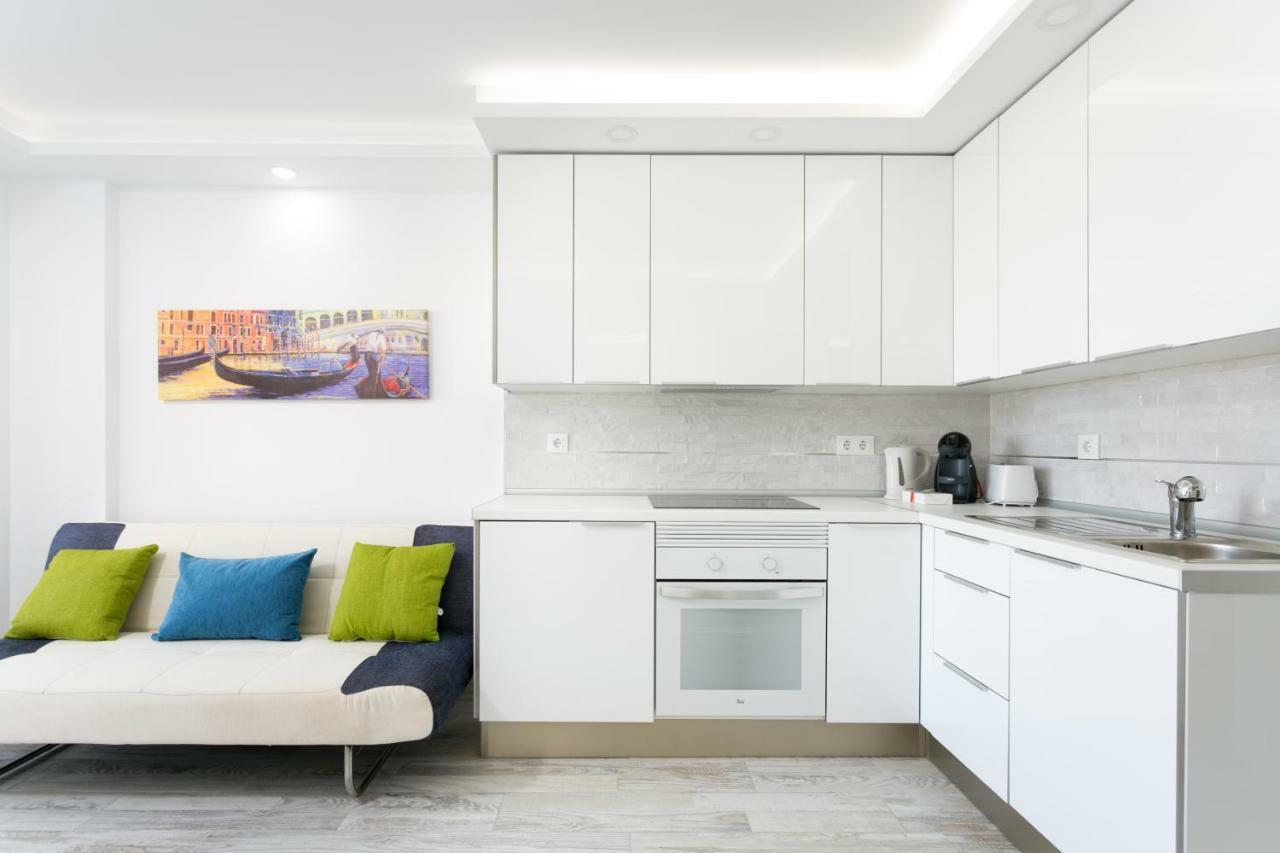 408 Enchanting El Dorado Accommodation, Sea View! Playa de las Americas  Luaran gambar